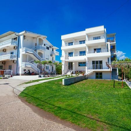 Bed and Breakfast Adriatica Sea & Sun Улцинь Экстерьер фото