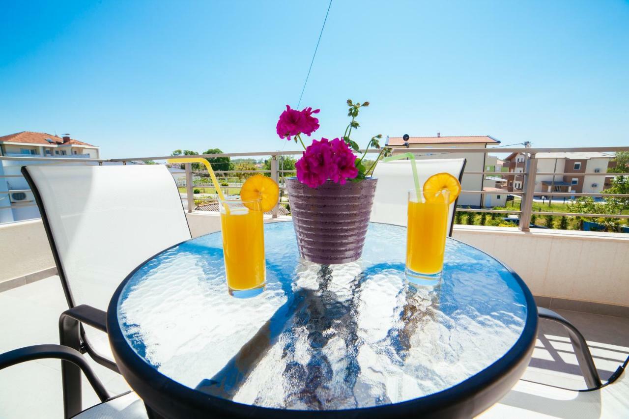 Bed and Breakfast Adriatica Sea & Sun Улцинь Экстерьер фото