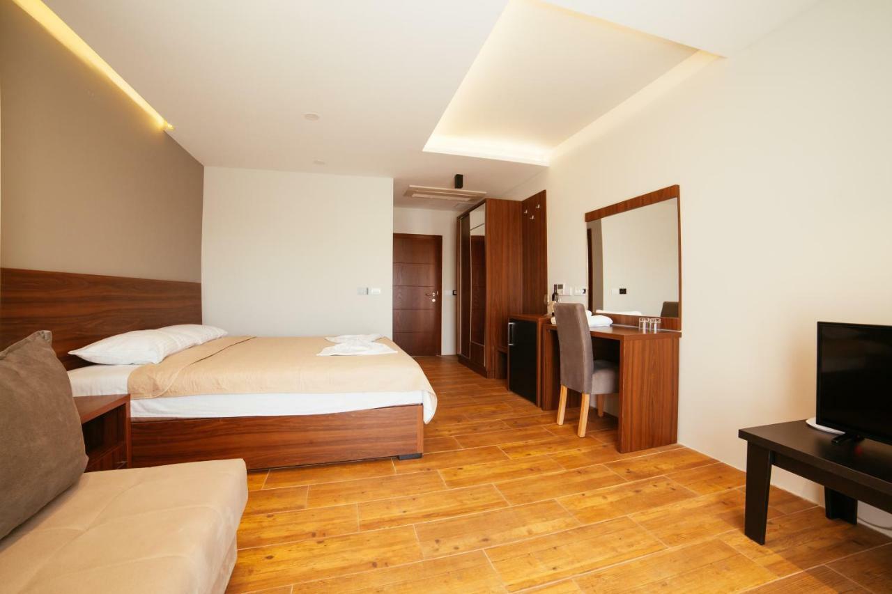 Bed and Breakfast Adriatica Sea & Sun Улцинь Экстерьер фото